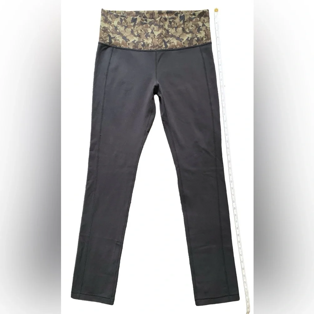 Lululemon Skinny Groove Pant II
*Full-On Luon (Roll Down) - Picture 5 of 11